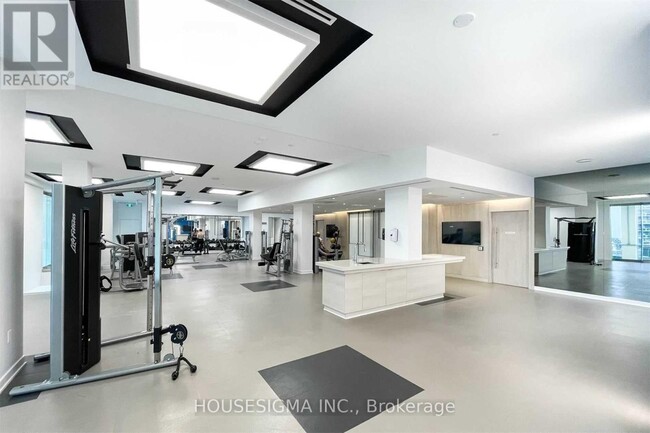 Building Photo - 195 Redpath Ave