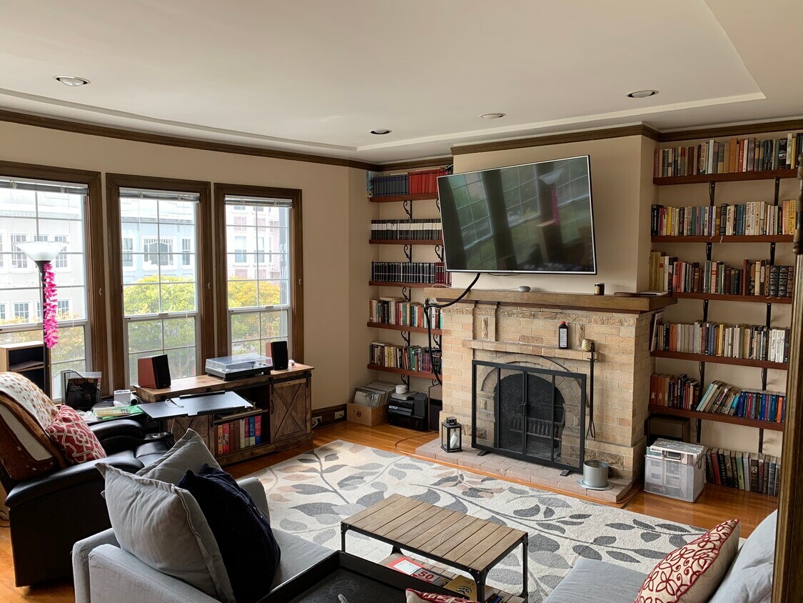 Foto principal - 2252 Francisco St