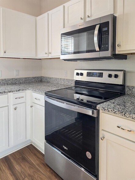 Foto del edificio - 4804 Antosh Cir