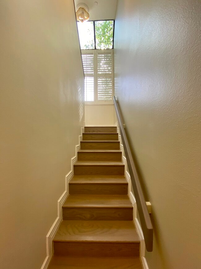 Building Photo - 500 E Del Mar Blvd