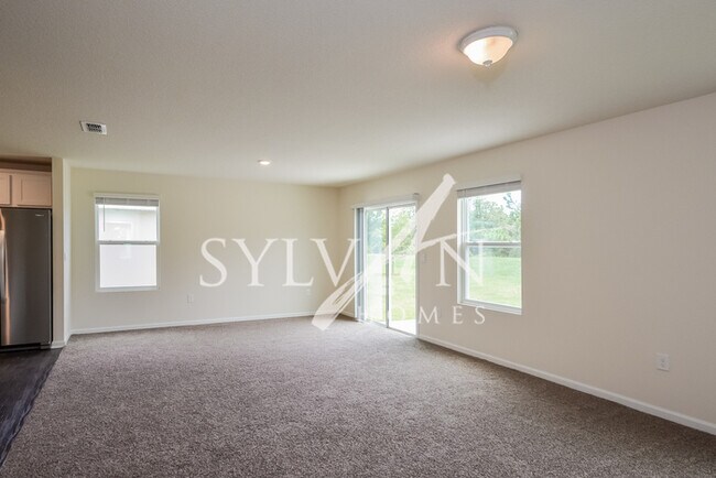 Building Photo - Charming 3BR 2BA Home