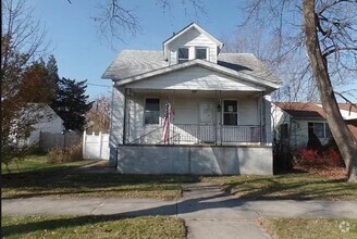 Building Photo - 115 St Louis Ave