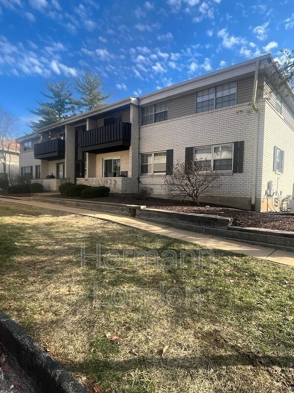 102 Shadalane Walk Unit Apt G, Ballwin, MO 63011 Condo for Rent in
