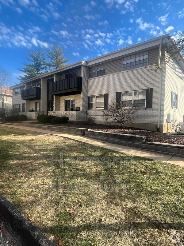 Schaefer Gardens Apartments under 2,000 Ballwin, MO 1 Rentals