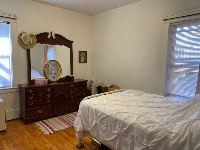 Foto del edificio - 2208 Murray Hill Rd