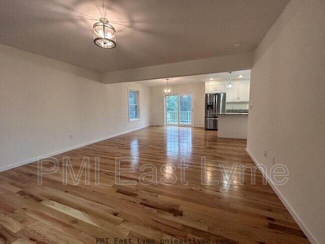 Foto del edificio - 23 Quakertown Mdws