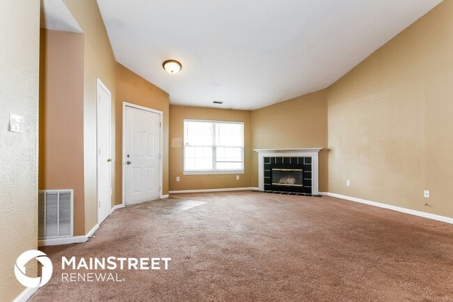 Building Photo - 4206 Village Trace Blvd