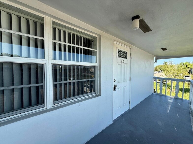 Photo - 68 Sussex E Unit