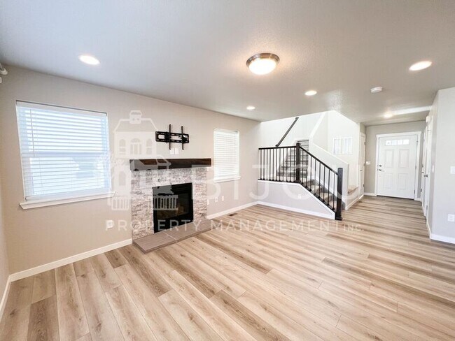 Photo - 4908 Wolf Moon Dr House