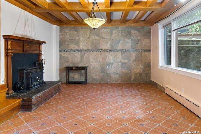 Building Photo - 445 W Hartsdale Ave