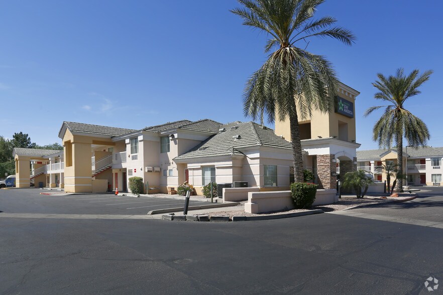 Furnished Studio - Phoenix