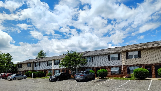 Building Photo - 77 Duiguid Dr