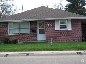 Building Photo - 410 W Phillip St