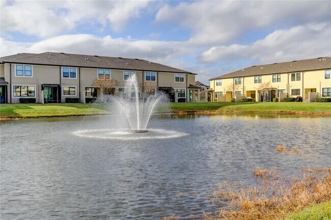 Building Photo - 9233 Fox Sparrow Rd