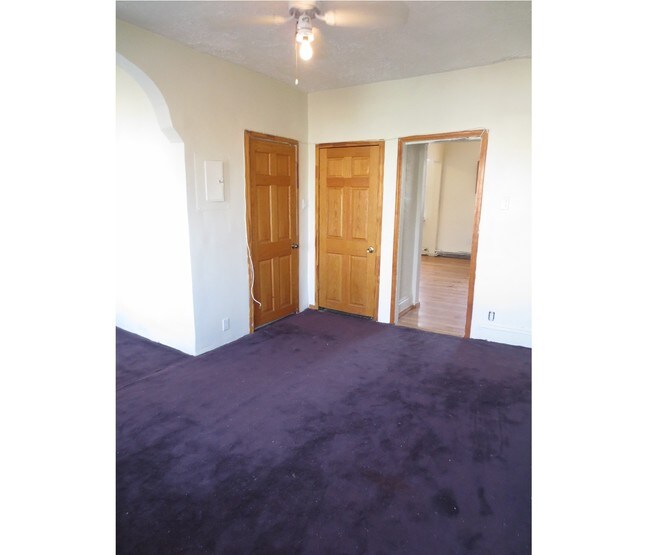 Building Photo - 314-322 22nd St