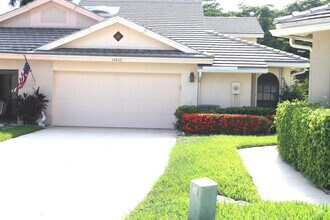 Building Photo - 10832 Stafford Cir N