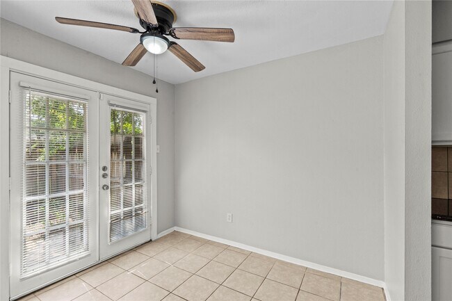 Foto del edificio - 2202 16th Ave N