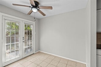 Building Photo - 2202 16th Ave N