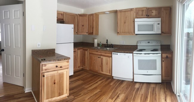 Kitchen - 92 NY-245