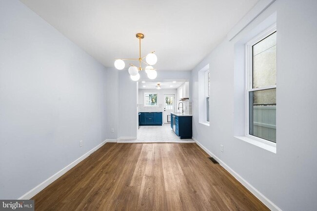 Foto del edificio - 2454 Amber St