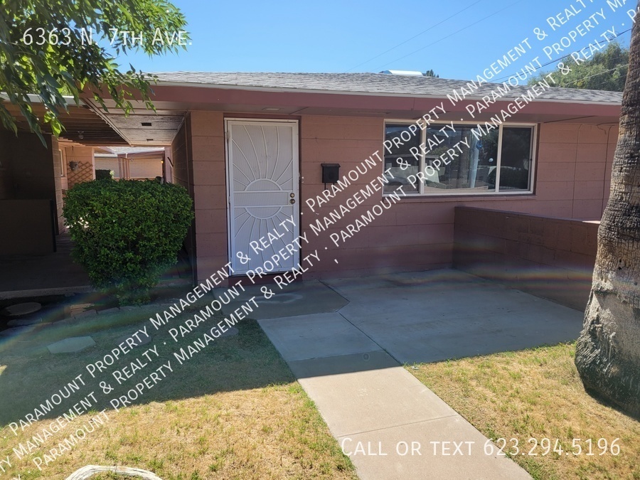 Foto principal - 2 Bed/1 Bath ready for immediate move in!