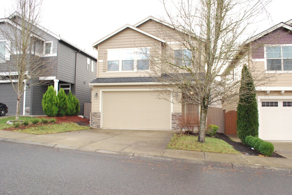 Home Front - 3138 NW 47th Dr