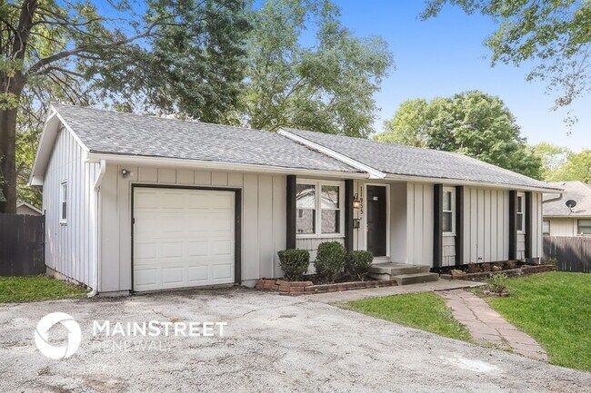Foto del edificio - 11955 Sycamore Ave