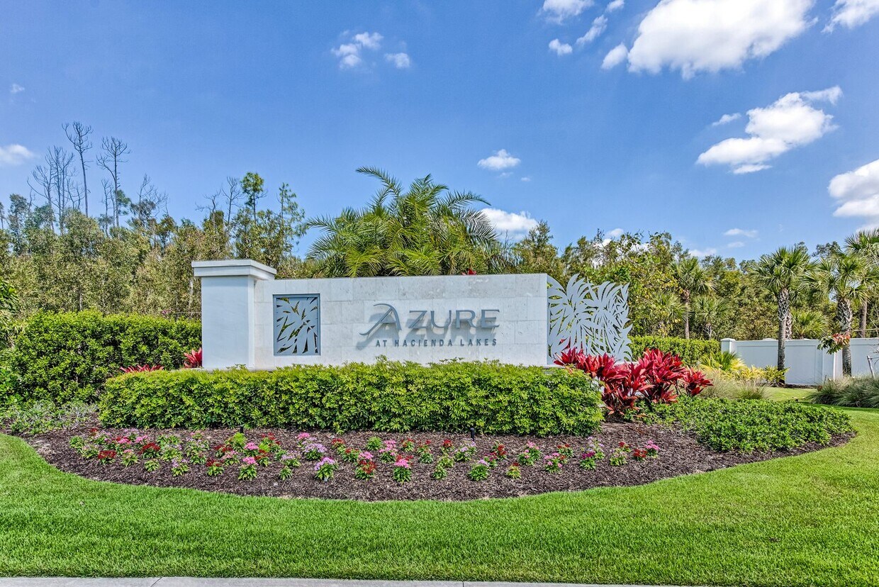 Foto principal - 2/2+Den Coach Home Available Annually!