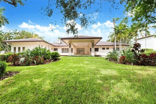 Building Photo - 236 Costanera Rd