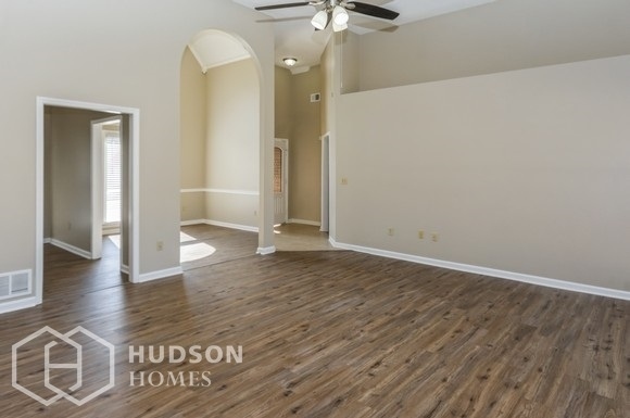 Building Photo - NOW AVAILABLE! - 10286 Green Moss Dr N, Co...