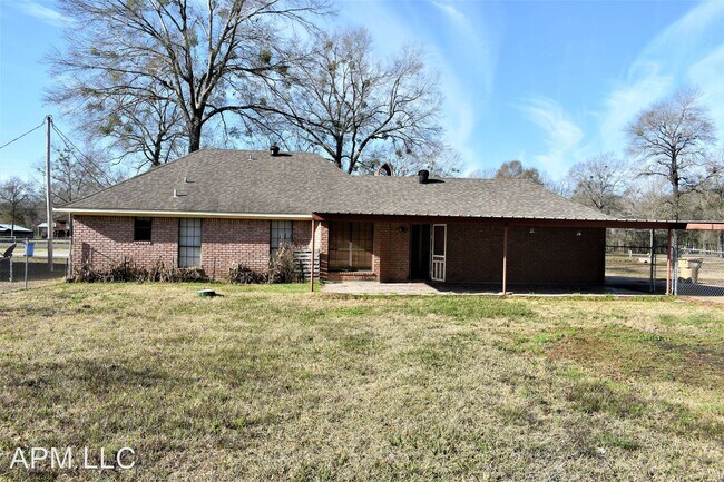 Foto del edificio - 4 br, 3 bath House - 1470 Swartz Fairbanks Rd