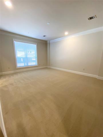 Building Photo - 6425 Bandera Ave