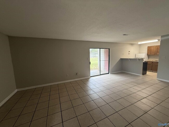 Foto del edificio - 4902 Cotton Row NW
