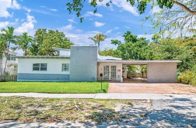 Building Photo - Cozy Central Luxe Cottage-Villa Exquisitel...