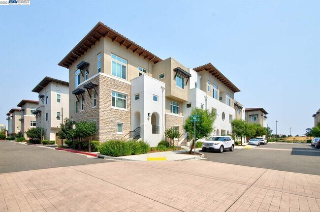 Foto del edificio - 5529 Esprit Way