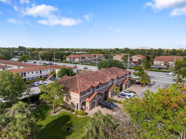 Building Photo - 3134 Coral Ridge Dr