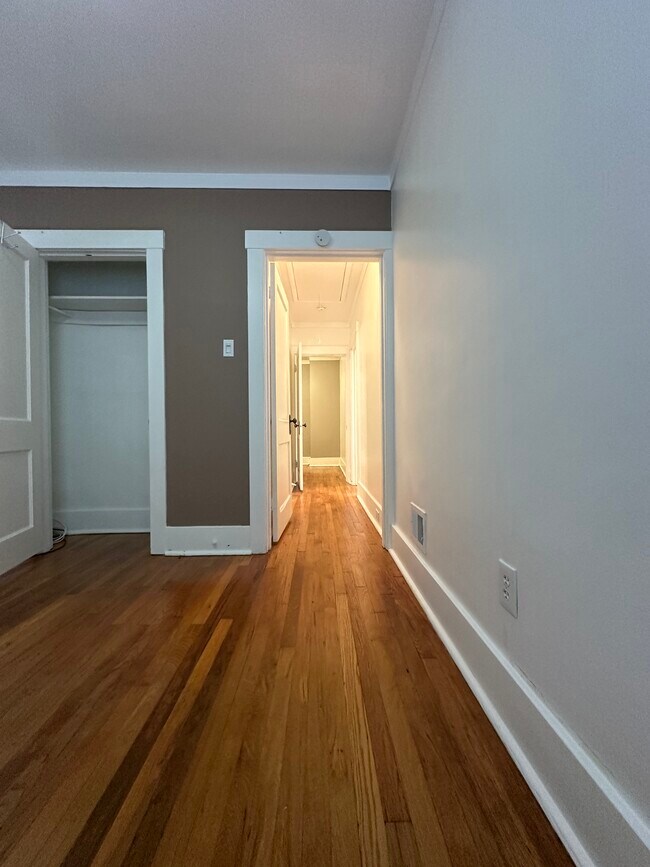 Foto del edificio - 3342 Bookman Ave