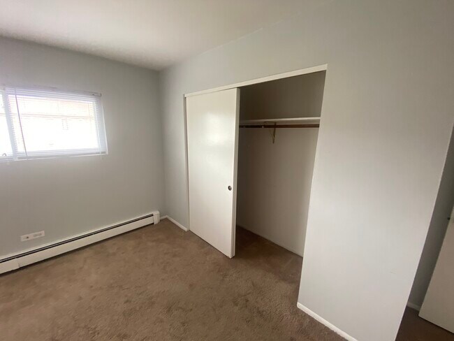 Big closet - 9218 Erie St
