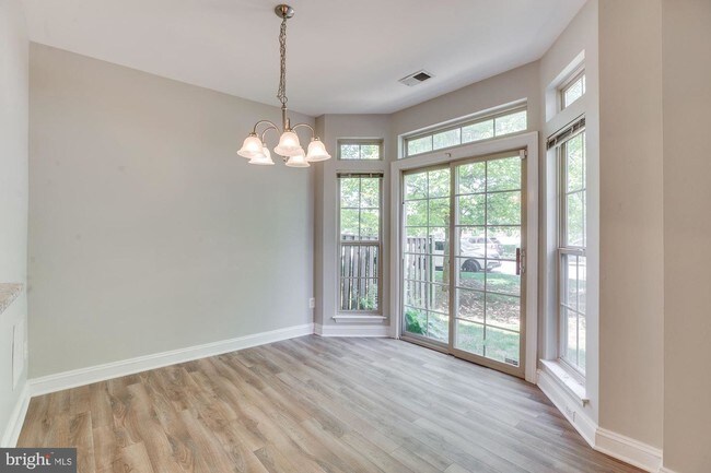 Building Photo - 46394 Monocacy Square