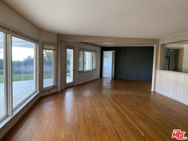 Building Photo - 538 Chautauqua Blvd