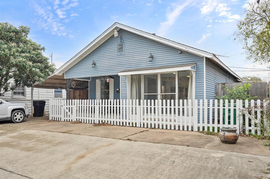 1003 Enid St, Houston, TX 77009 Condo for Rent in Houston, TX