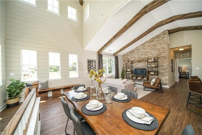 Building Photo - 312 Fishers Ct