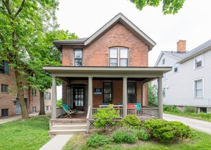 Building Photo - 319 Catherine St