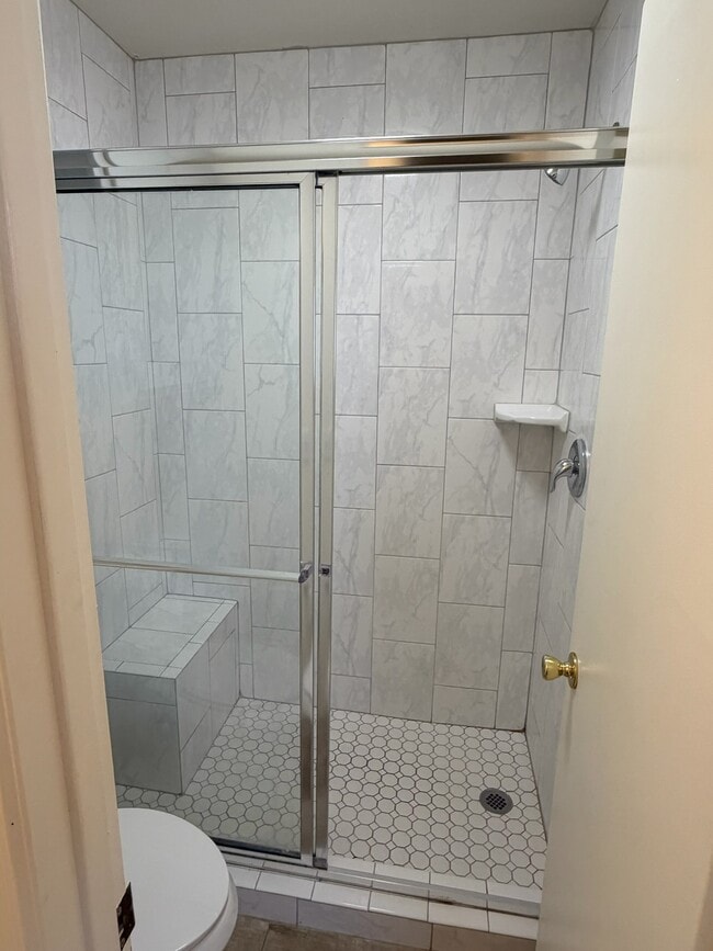 Foto del edificio - El Jardin Apartments