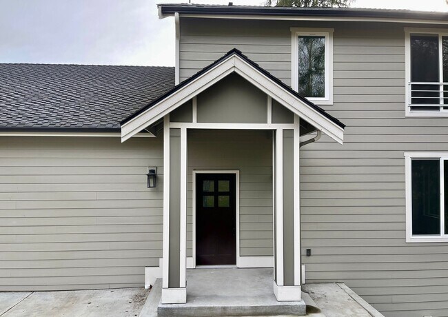 Photo - 5020 Maltby Rd House