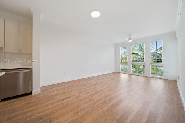 Foto del edificio - 10170 SW 7th St