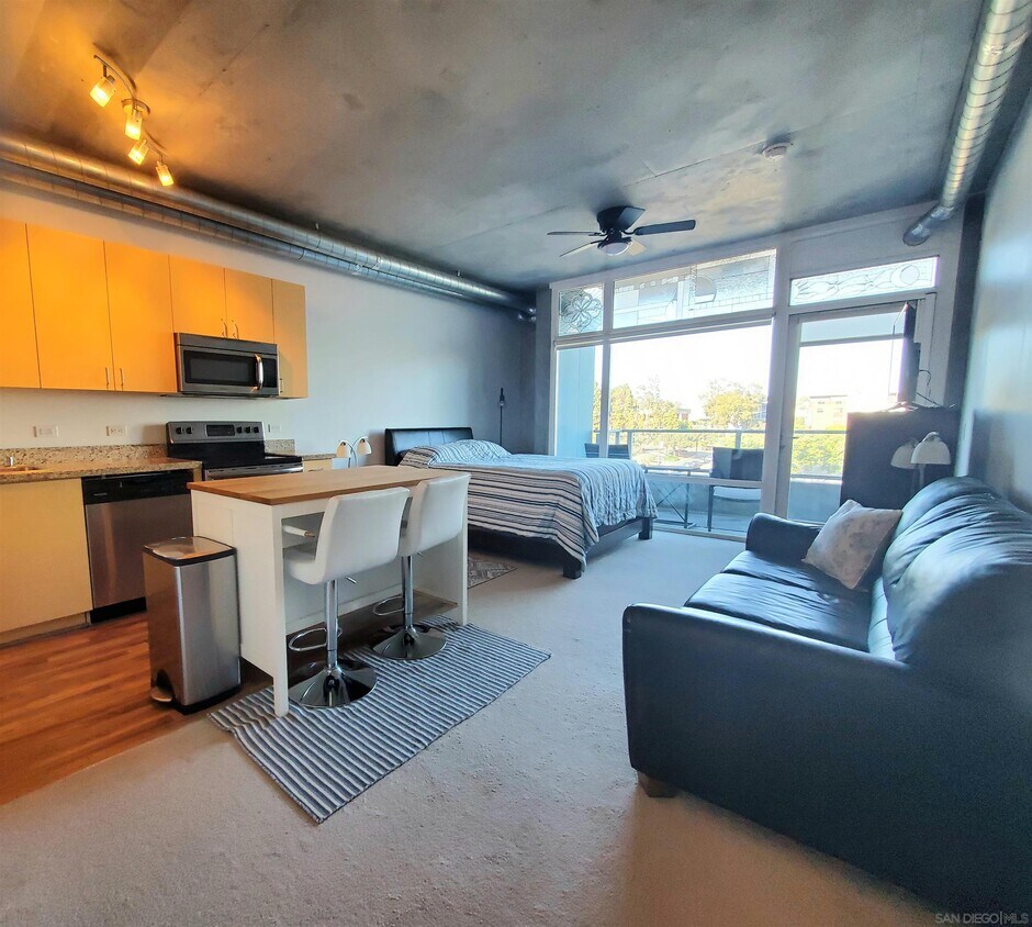 Foto principal - 1080 Park Blvd