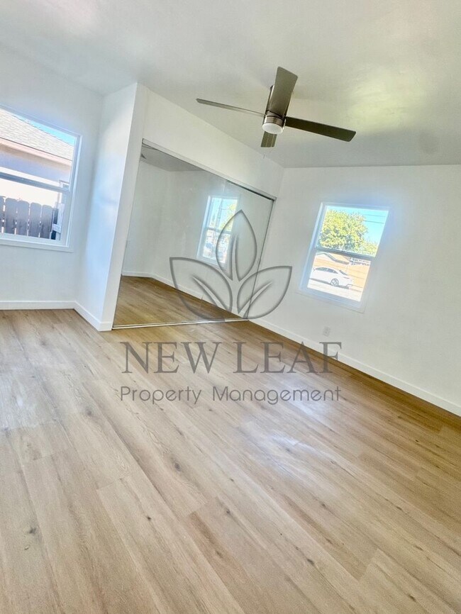 Foto del edificio - 232 S Bush St