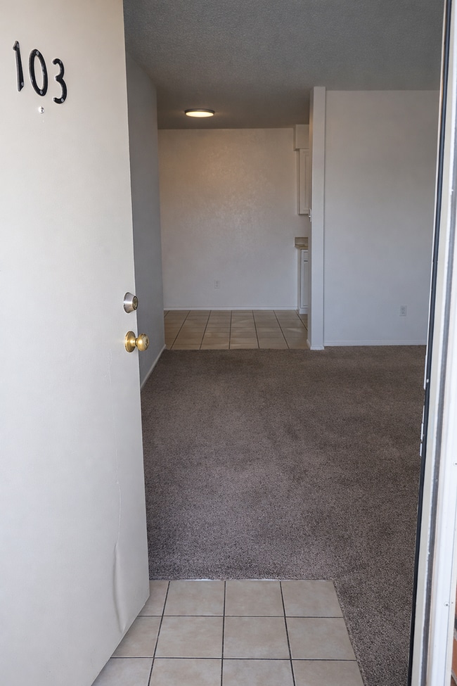 Building Photo - Move In for Just $299 – 1-Bedroom Special at Sundown Apartments!