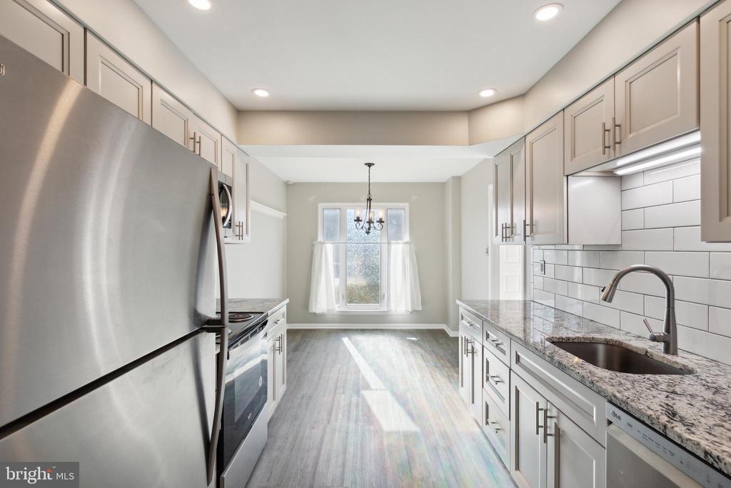 Foto principal - 1009 Putnam Blvd